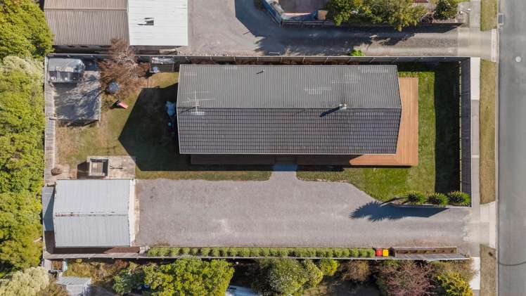 23 Lord Auckland Road Wakefield_14