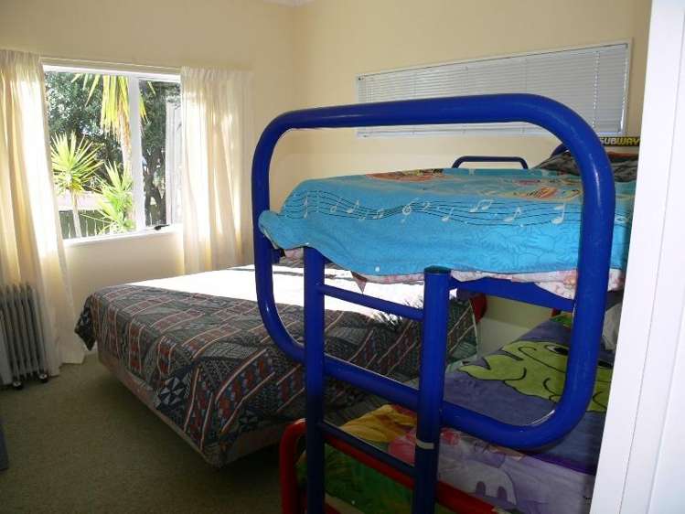 2 Ajax Head Pauanui_6