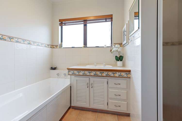 14 Takapu Street Matua_14