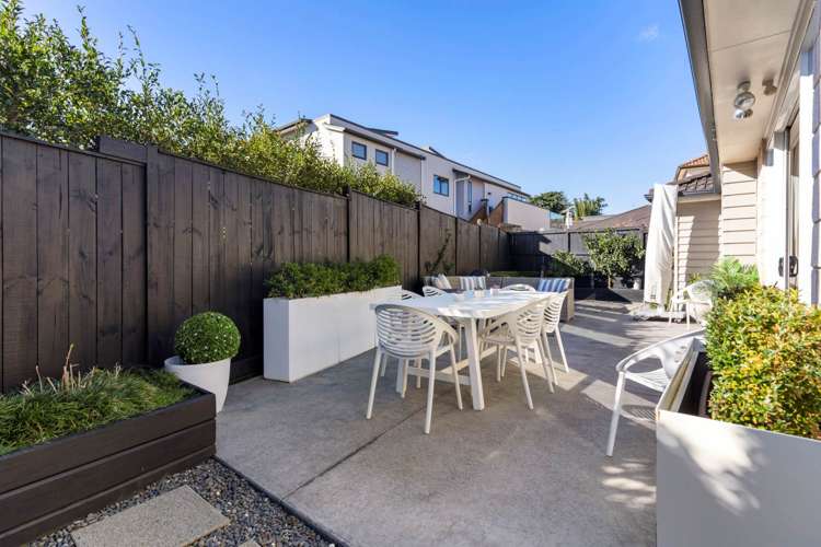 42 Coachman Drive Flat Bush_31