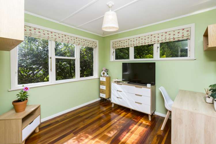 44 Shakespeare Avenue Trentham_15