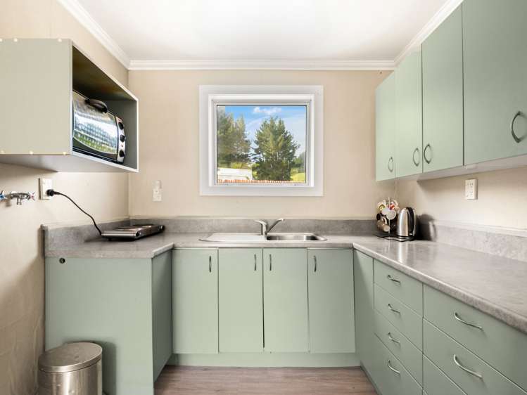 52 Irvine Street Lawrence_5