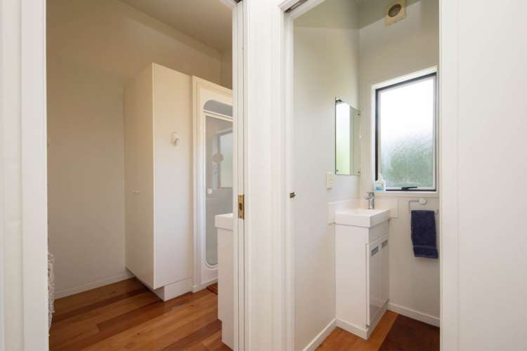 37 Rayner Road Piha_14