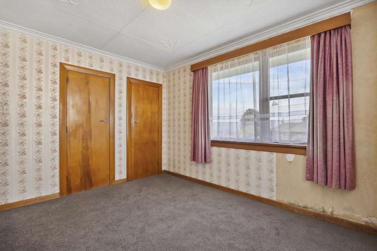 4 Herron Street Brockville_16