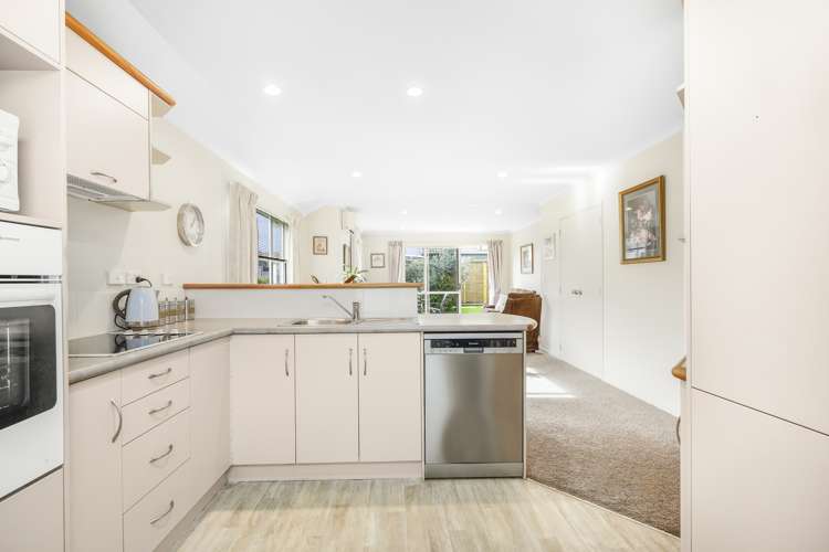 16/16 Rototuna Road Flagstaff_5