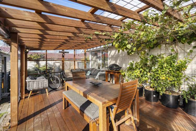 22 George Street Rolleston_19