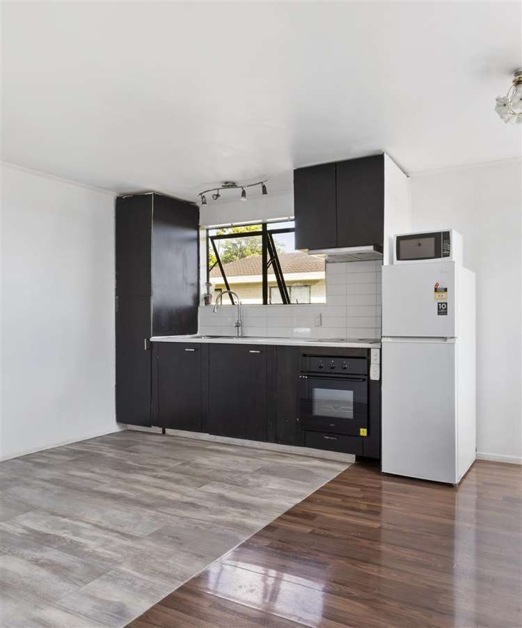 1/1 Rebecca Rise Manurewa_4