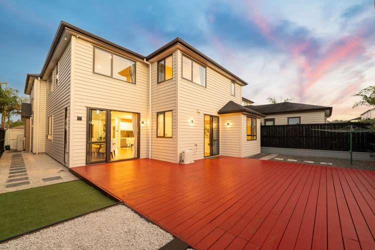 11 Castlebane Drive Flat Bush_2