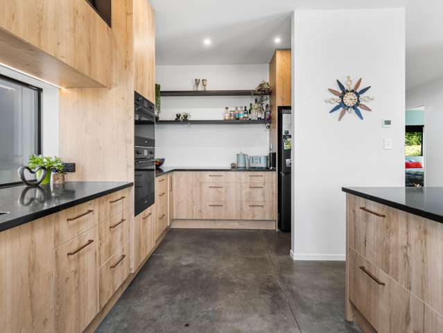 26 Horotane Valley Road Heathcote Valley_4