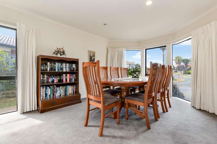 37 Stewart Gibson Place_5