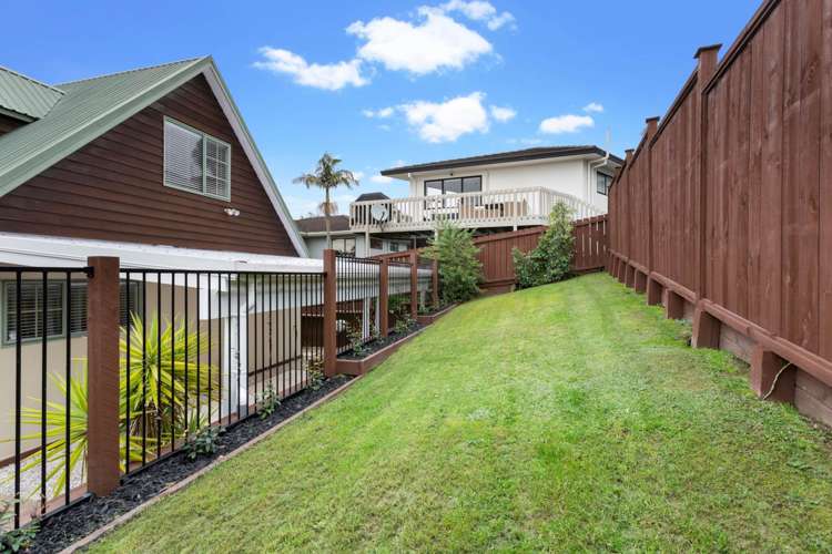 2/10 Sailfish Drive West Harbour_17
