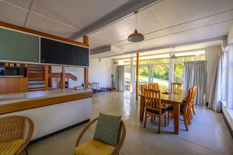 195 Ocean View Road Oneroa_13