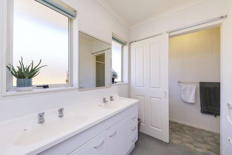 51 Royal Oak Drive Kelvin Grove_11