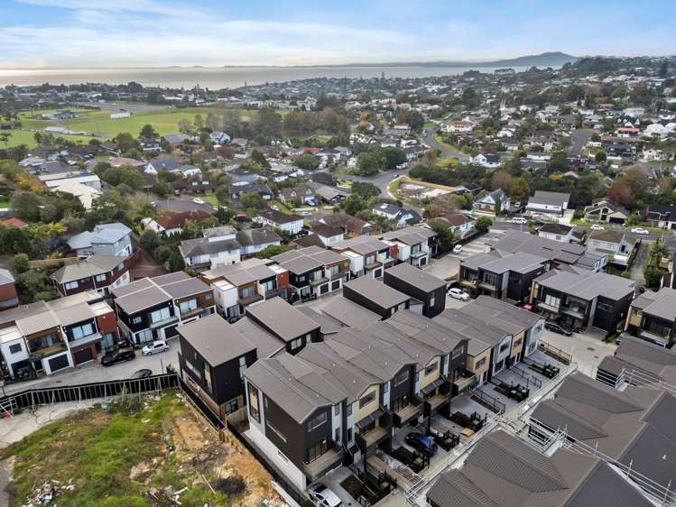 24 Milenio Crescent Windsor Park_46