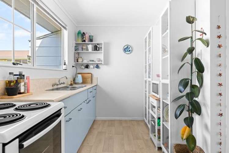 16A Newbourne Crescent Redwoodtown_9