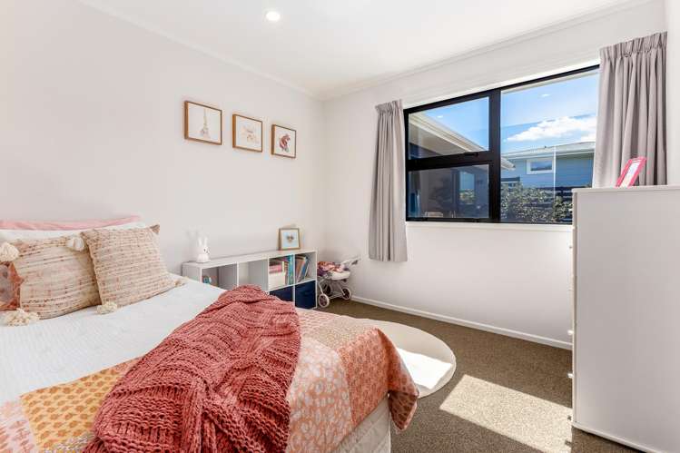 86 Field Street Silverstream_15