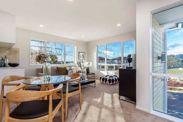 6 Cloghfin Place Flat Bush_20