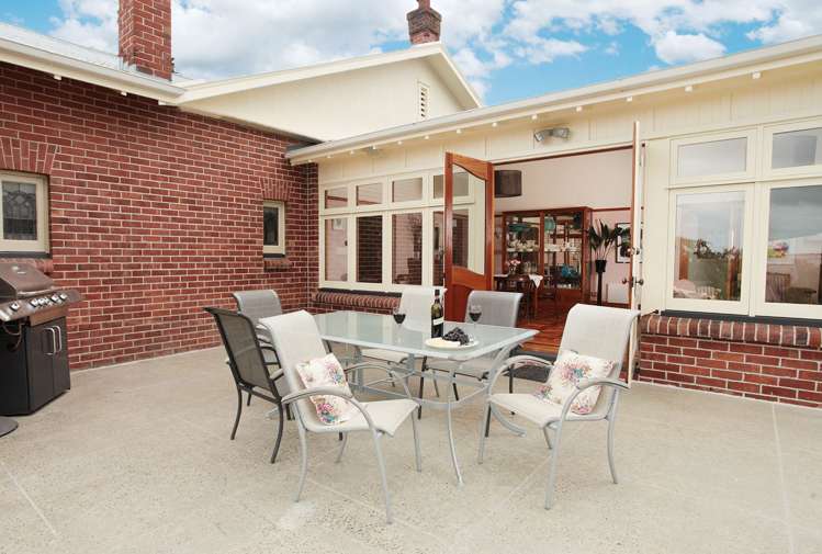 35 Pages Road Marchwiel_13