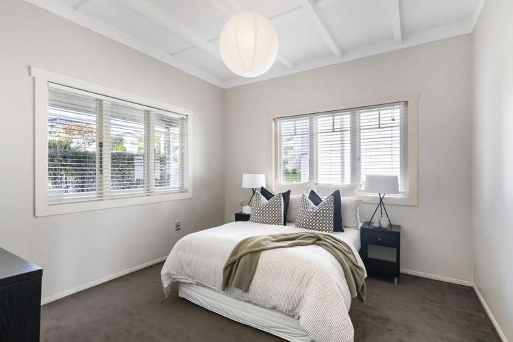 18 Mountain View Road Morningside_12