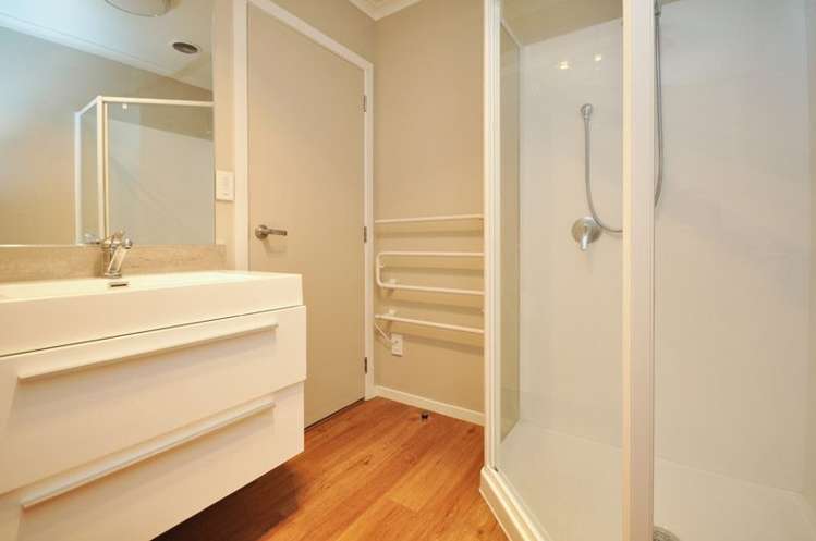 1/27 Jones Crescent Melville_8