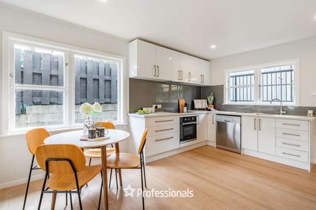 83 Coast Road Wainuiomata_2