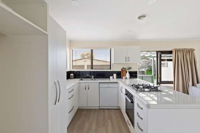 51 Gilbass Avenue Hamilton Lake_2