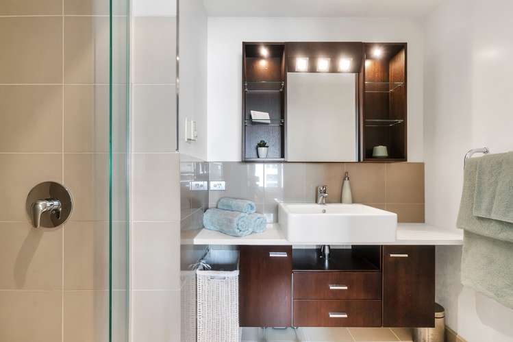 5b/20 Market Place Auckland Central_10