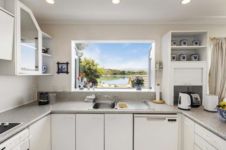 4/378 Evans Bay Parade Hataitai_6