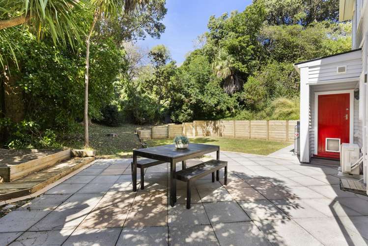 25 Sidlaw Street Strathmore Park_15