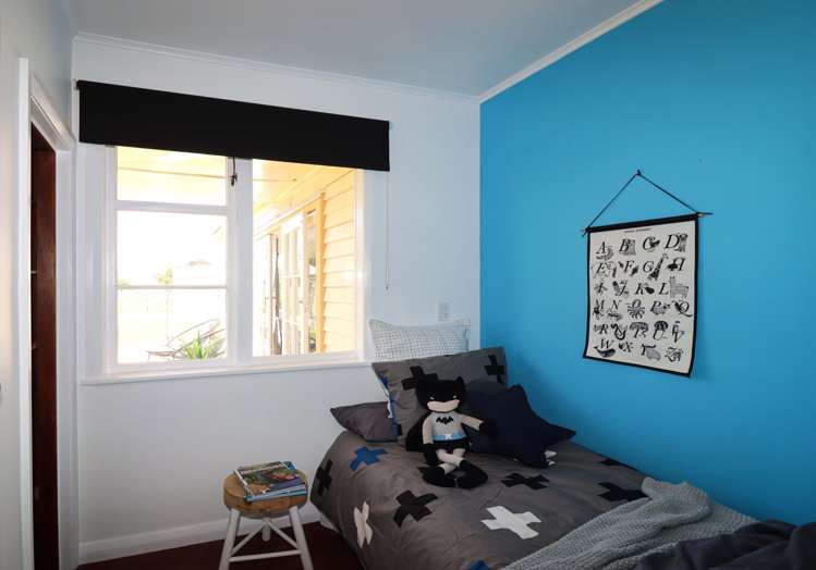 257 High Street South Carterton_12