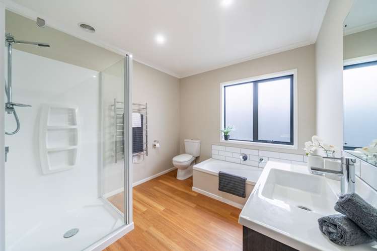 22 Te Kaeaea Crescent Wallaceville_19