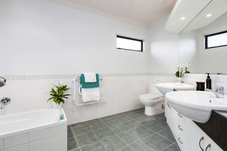 34 Byblos Place The Gardens_16