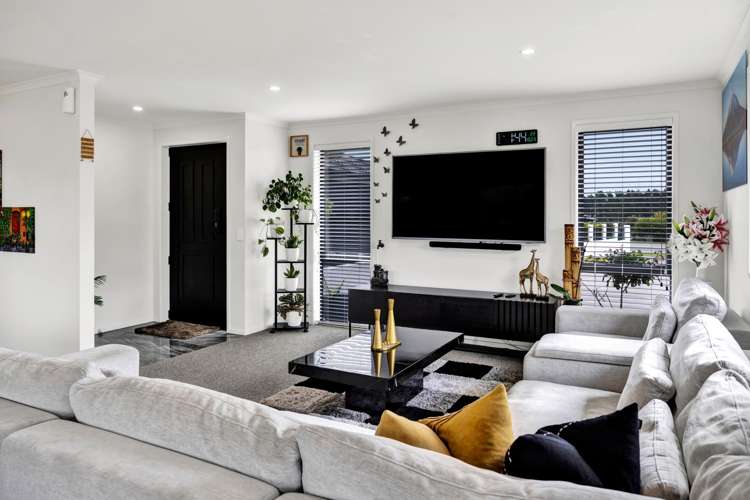 34b Honeyfield Drive Whalers Gate_11