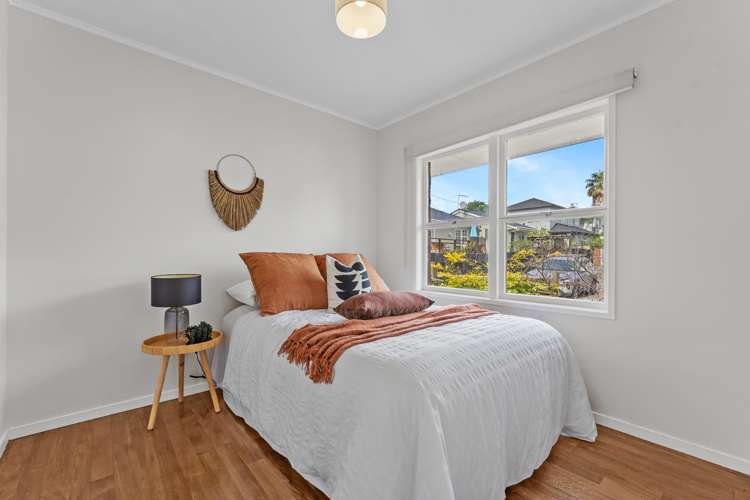 2/9a Eversleigh Road Belmont_13