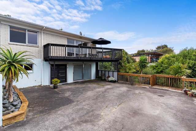 2/10 Sherie Place Howick_1