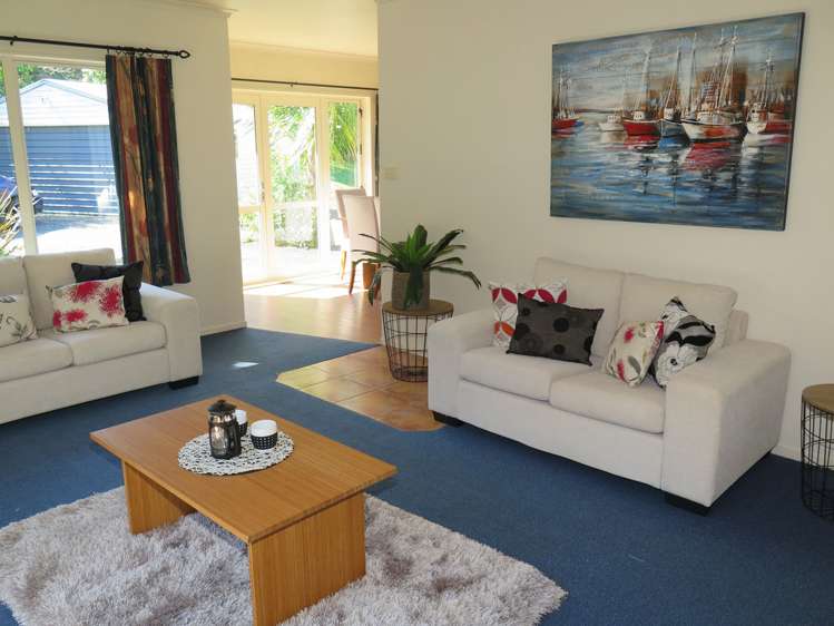 19 Tutchen Avenue Raglan_9