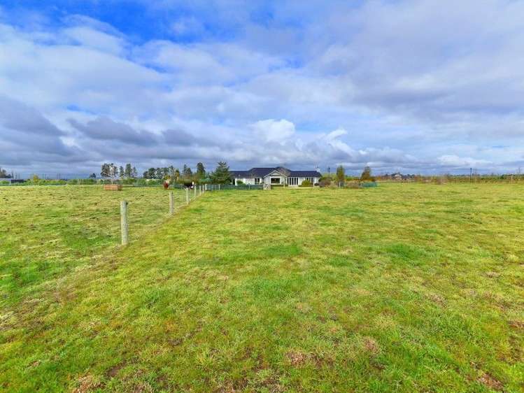 15 Mulholland Drive Darfield_20