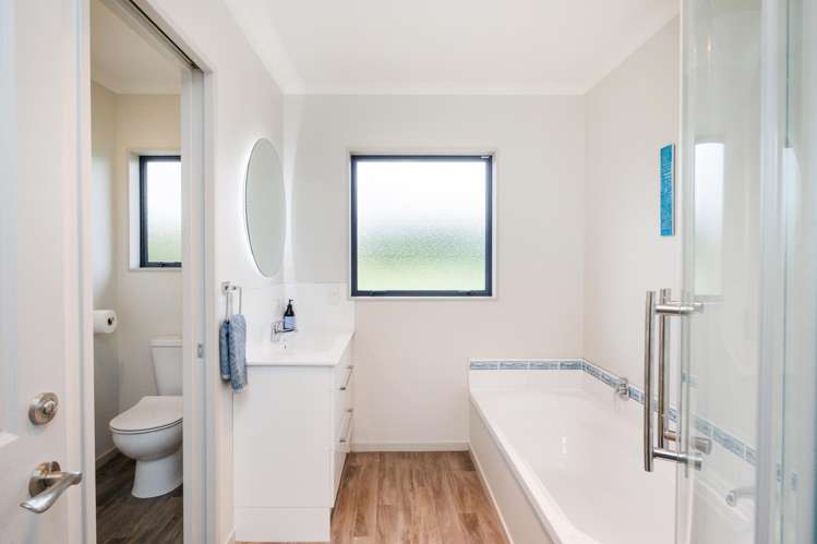 110 Williams Road Tokomaru_11