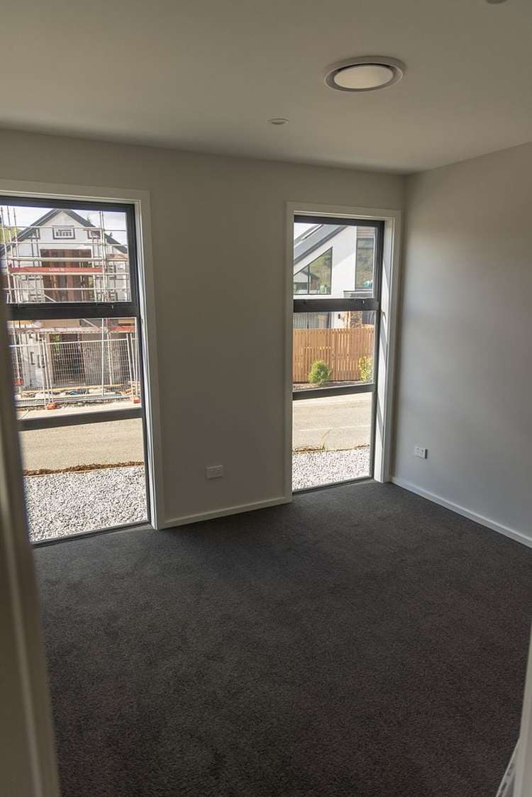 1 Hill Tops Way Stoke_12