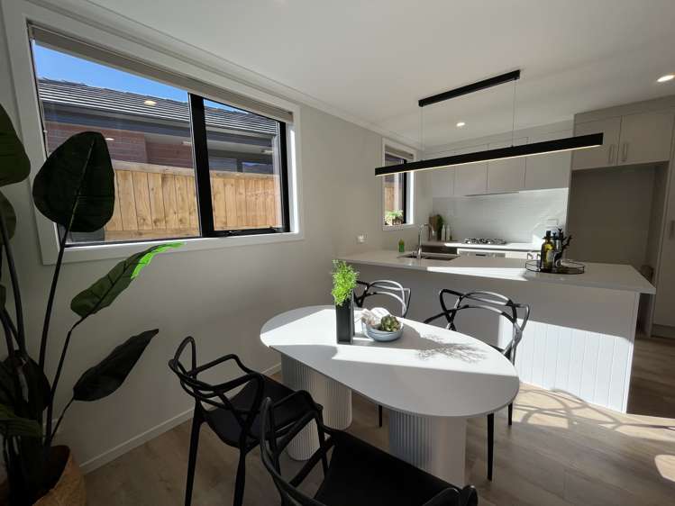 23 Scenic Rise Rototuna North_24