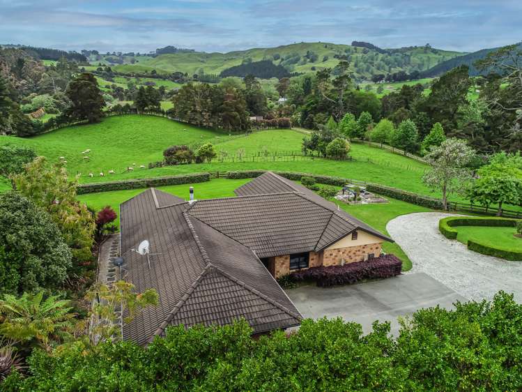 1026a West Coast Road Makarau_19