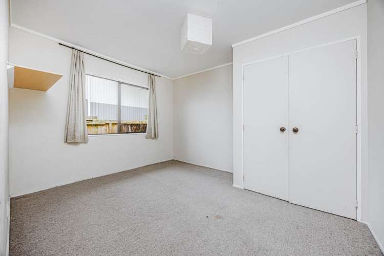 2/8 Latham Avenue Pakuranga_10