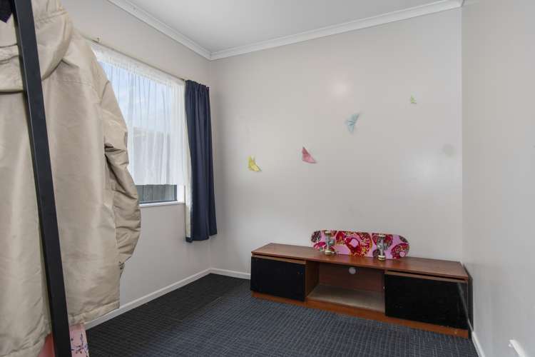 63 Solomon Street Brookfield_13