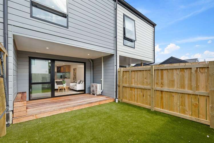4/21 Divich Avenue Te Atatu South_13