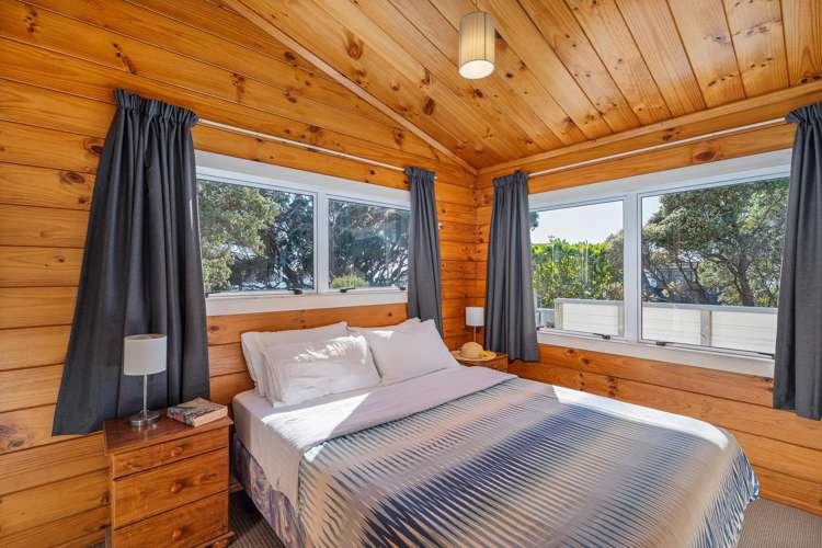 32 McCall Ave Pauanui_18