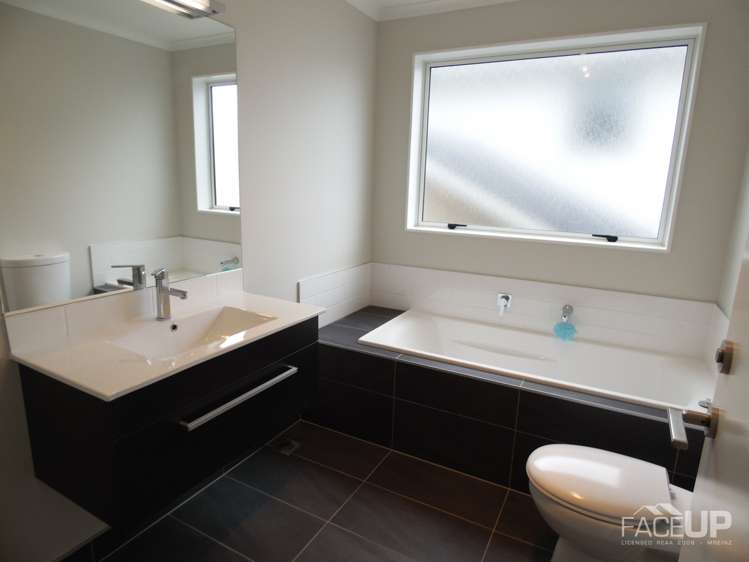 4 Touhou Road Hobsonville_11