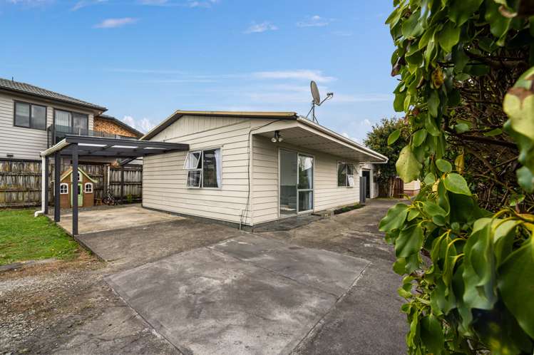 20a Rosier Road Glen Eden_16