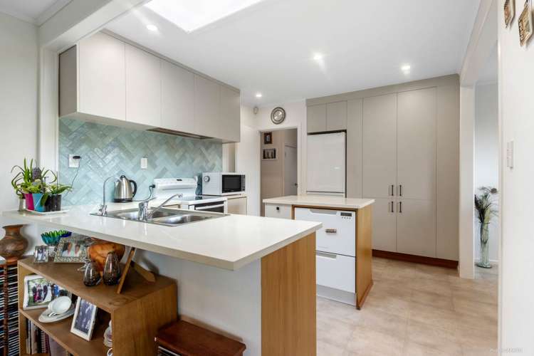 33 Vera Road Te Atatu South_7