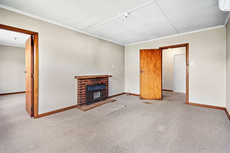 42 Paraekaretu Street Hunterville_6