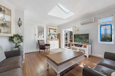 376A Devonport Road_1